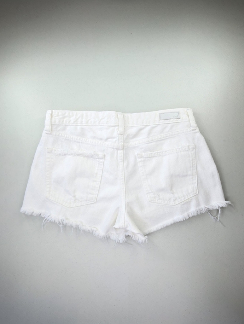 Abercrombie & Fitch Harper Low Rise Distressed White Denim Fringed Shorts 26/2 - Picture 3 of 12